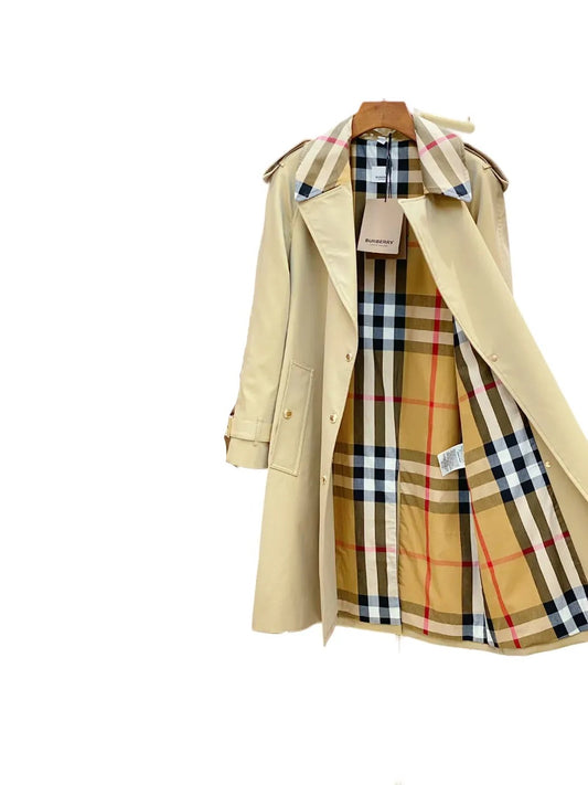 BURBERRY - Trench