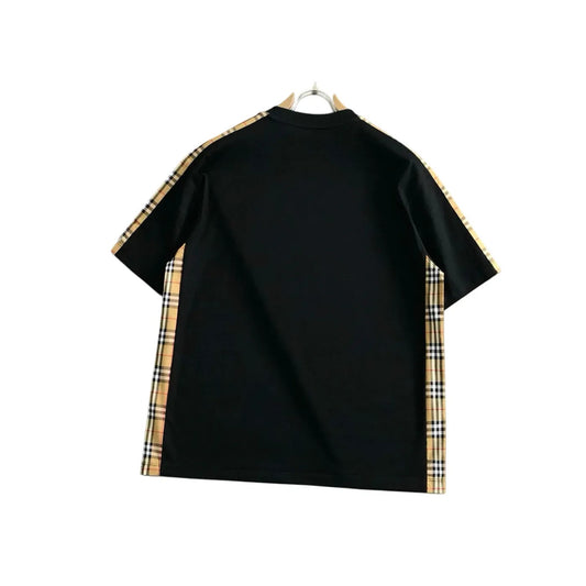 BURBERRY - T-Shirt