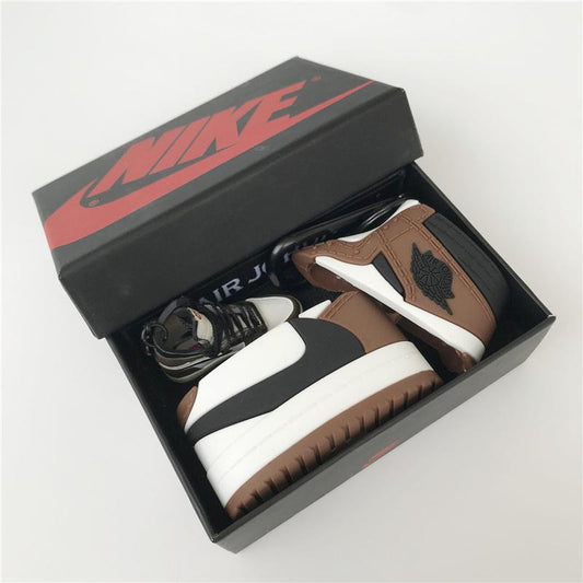 Pods Jordan Travis + Box Nike - IperShopNY