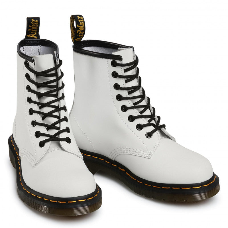 Dr martens smooth on sale white